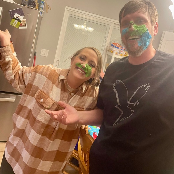 Meet your Posher, Candie - Picture 4 of 14